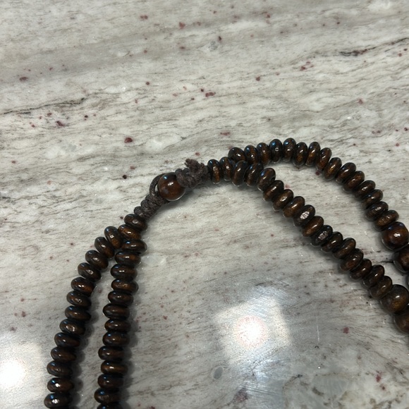 Vintage Red & Brown Wood Bead Nevklace - Picture 3 of 5